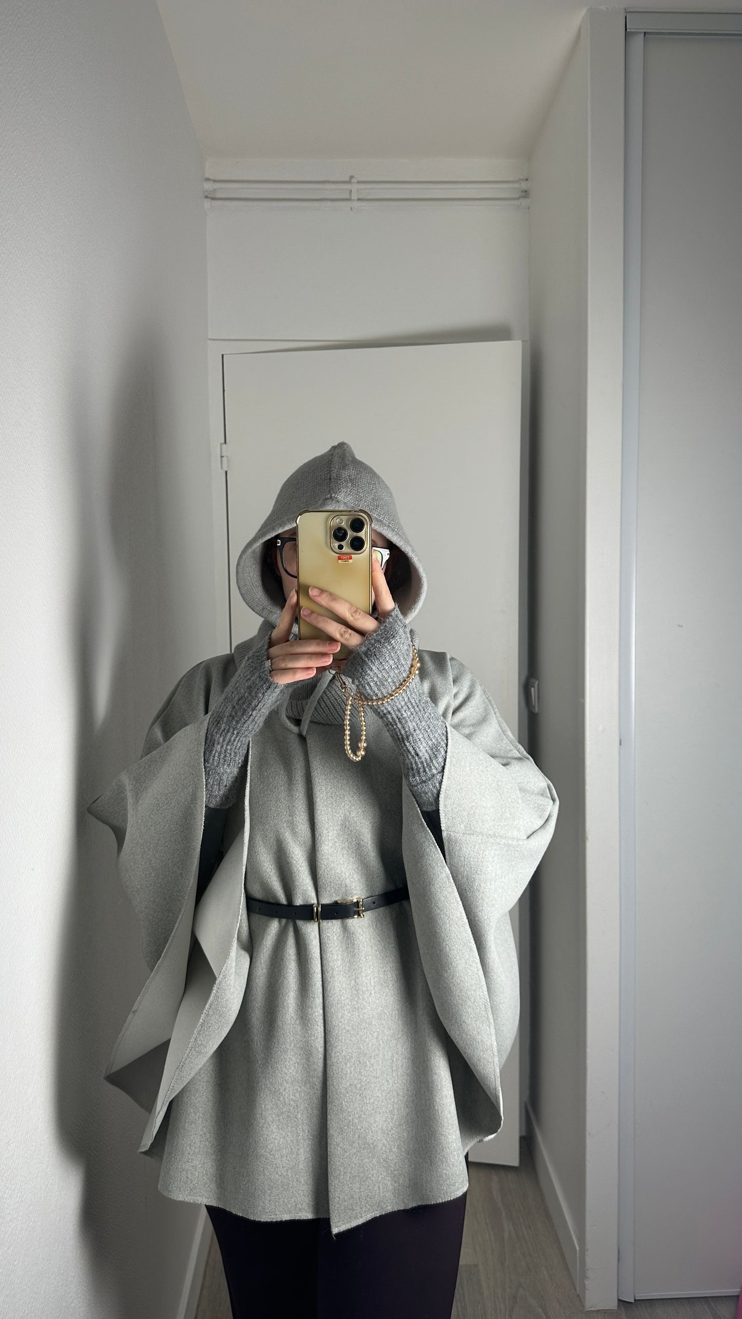 Cape poncho ceinturé Gris